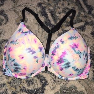 Pink Victoria’s Secret bra